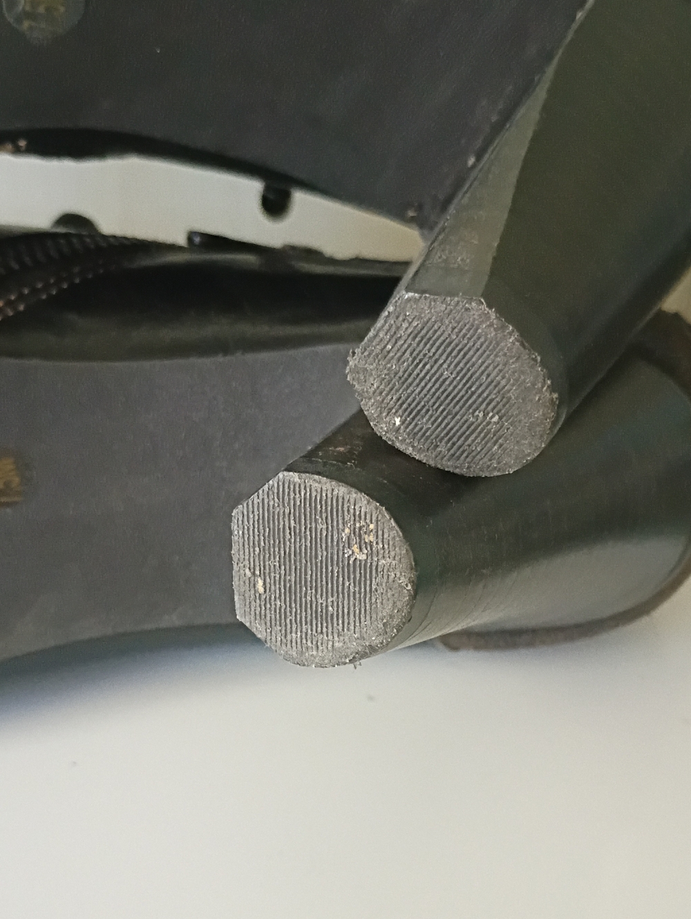 The Absolute Cutest B. Makowsky Ankle Booties In Amazing Condition - Picture 7 of 12